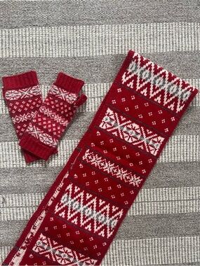 Eddie Bauer Fair Isle Knit Scarf and Glove Set